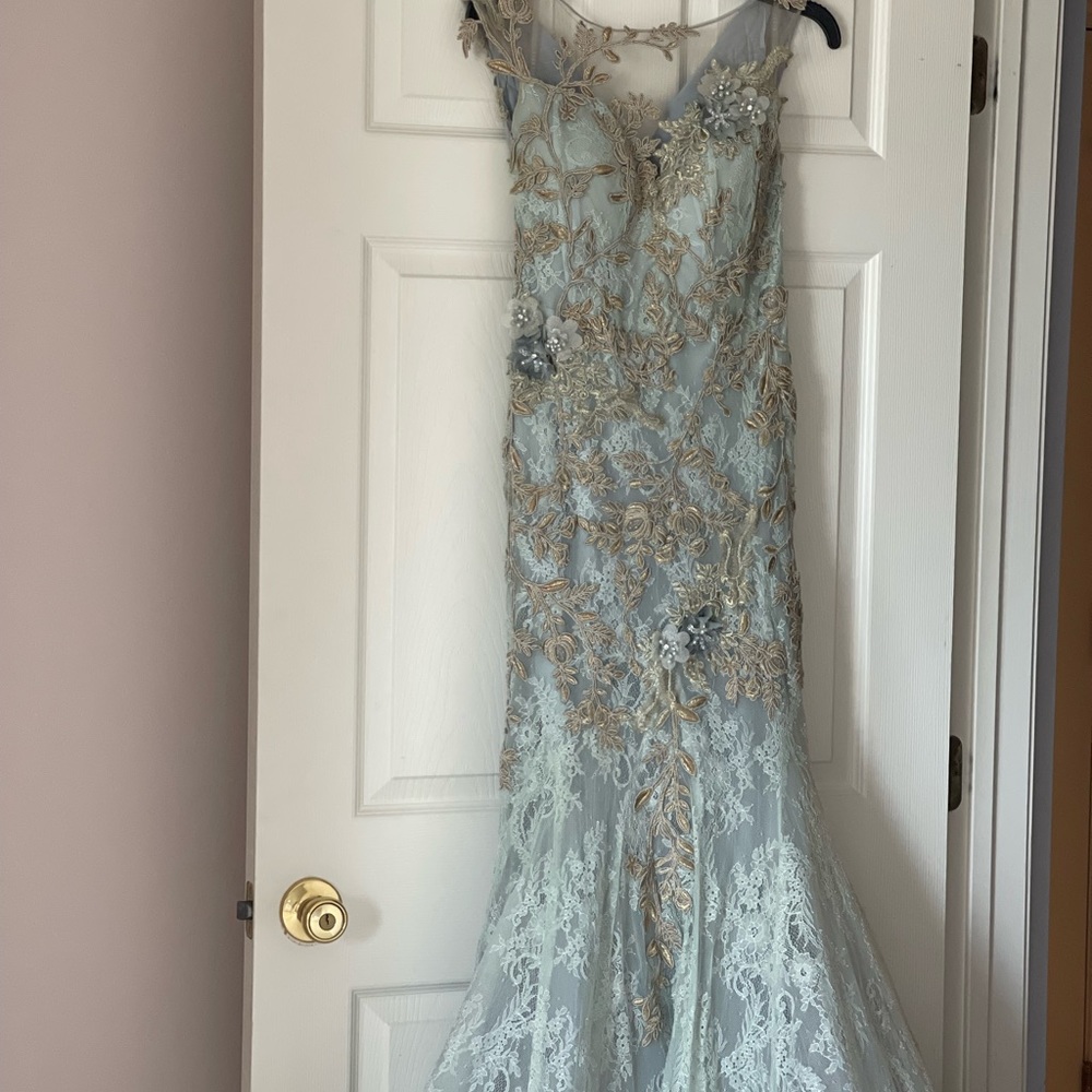 🔥 Beautiful and Glamorous Tarik ediz gown - Picture 5 of 14